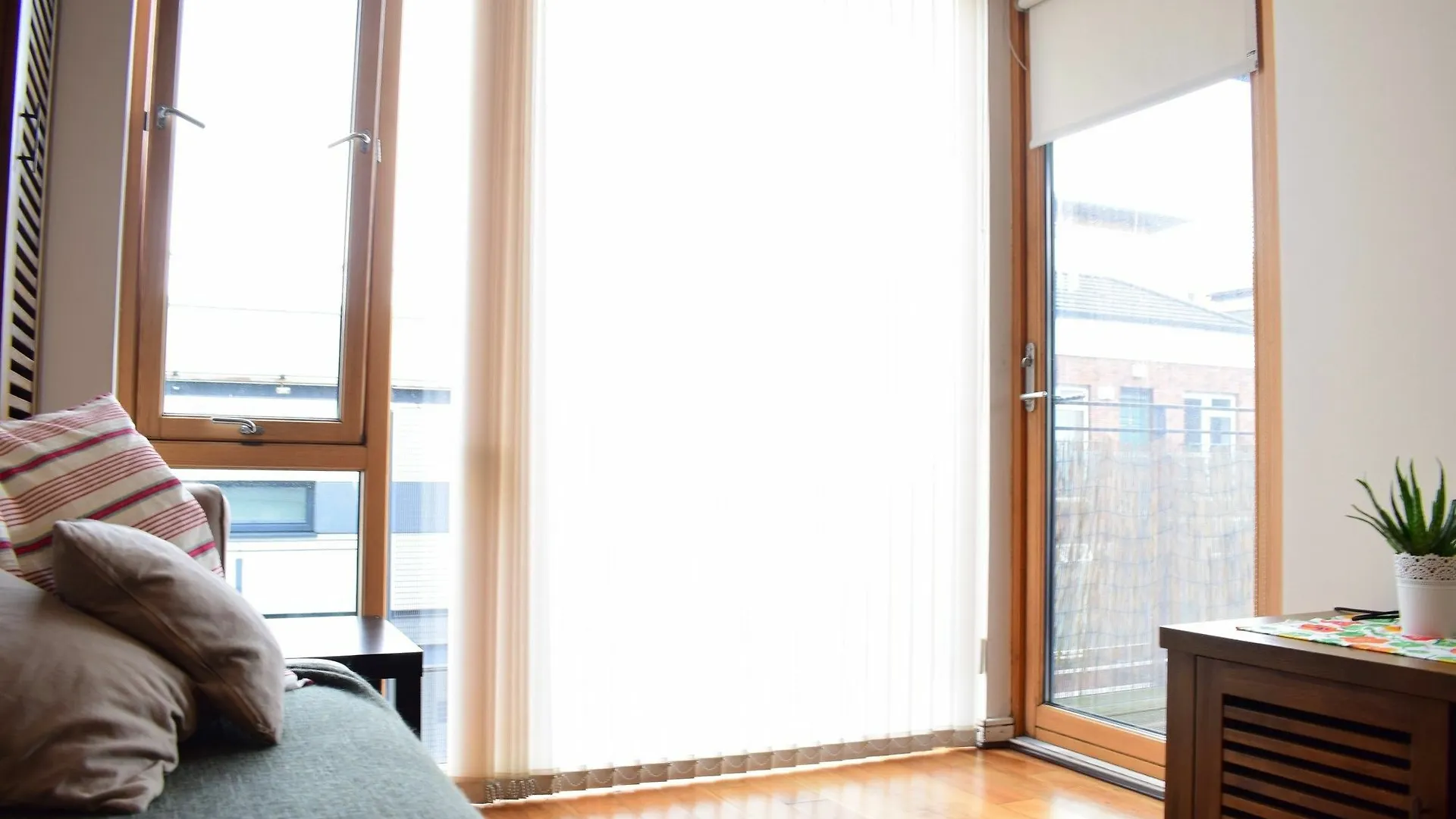 1 Bedroom Apartment On River Laffey Dublin Irland